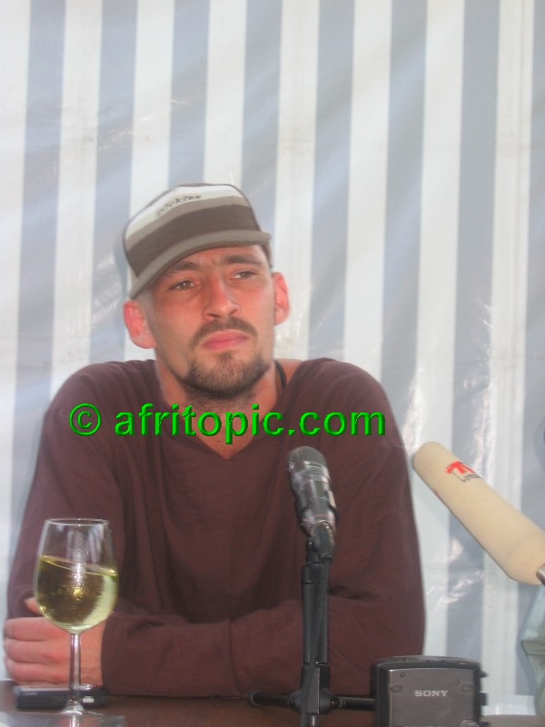 ../Images/AfricaFestival-28-29May05 215.jpg